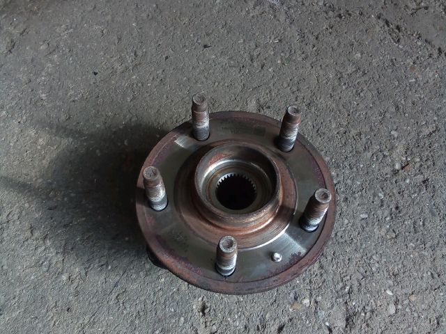 bontott OPEL ASTRA K Jobb első Kerékagy