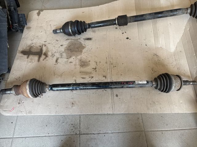 bontott OPEL ASTRA K Jobb Féltengely