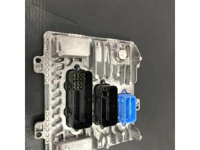 bontott OPEL ASTRA K Motorvezérlő