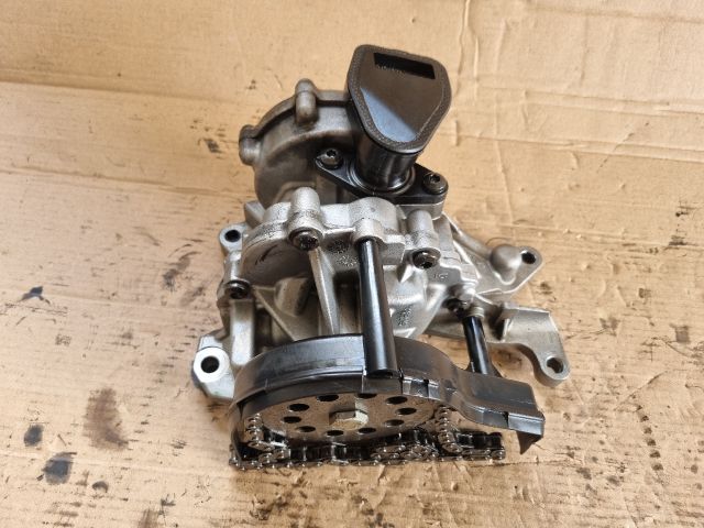 bontott OPEL ASTRA K Olajszivattyú