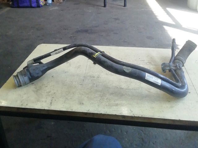 bontott OPEL ASTRA K Tankbetöltő Cső (Fém)