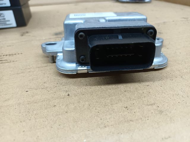 bontott OPEL ASTRA K Üzemanyag Szivattyú Relé