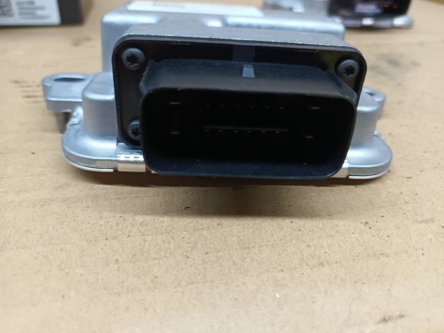 bontott OPEL ASTRA K Üzemanyag Szivattyú Relé