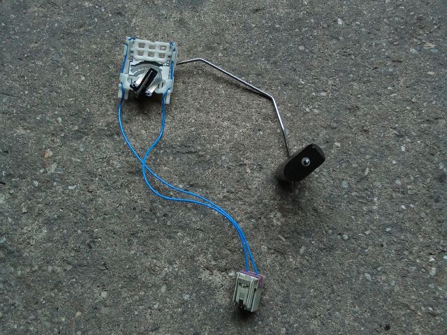 bontott OPEL ASTRA K Üzemanyagszint Jeladó