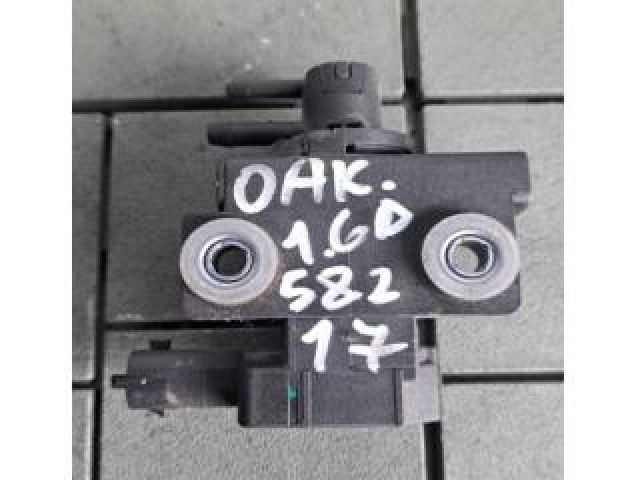 bontott OPEL ASTRA K Vákumpumpa