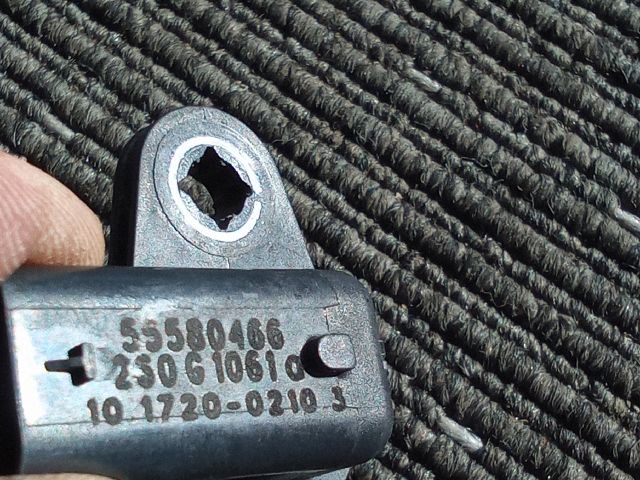 bontott OPEL ASTRA K Vezérműtengely Fordulatszám Jeladó