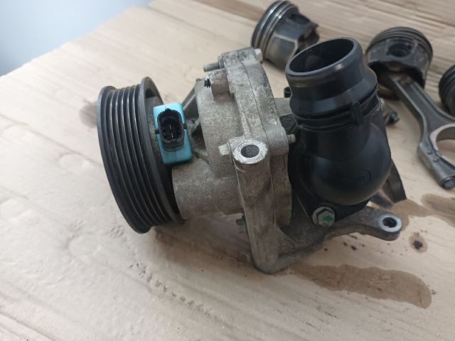 bontott OPEL ASTRA K Vízpumpa