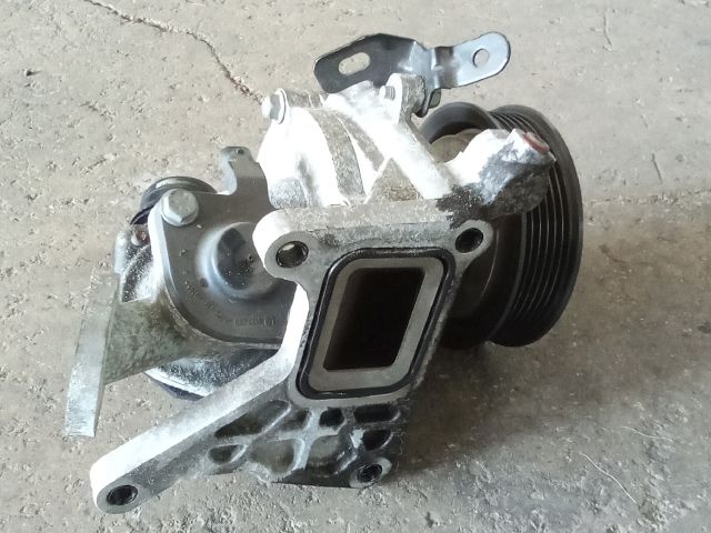 bontott OPEL ASTRA K Vízpumpa