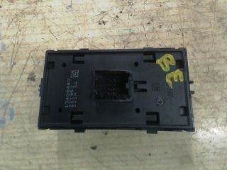 bontott OPEL ASTRA K Ablakemelő Kapcsoló Négyes / Kettes