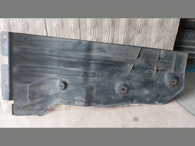 bontott OPEL ASTRA K Alsó Motorburkolat