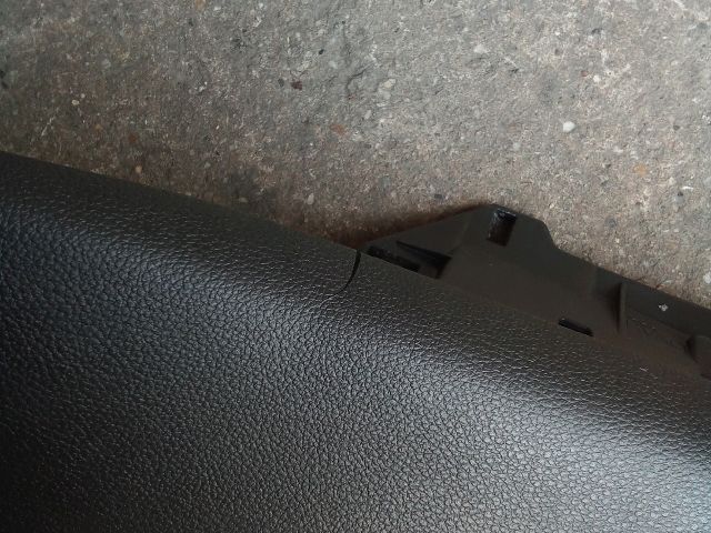 bontott OPEL ASTRA K Alsó Műszerfal Burkolat