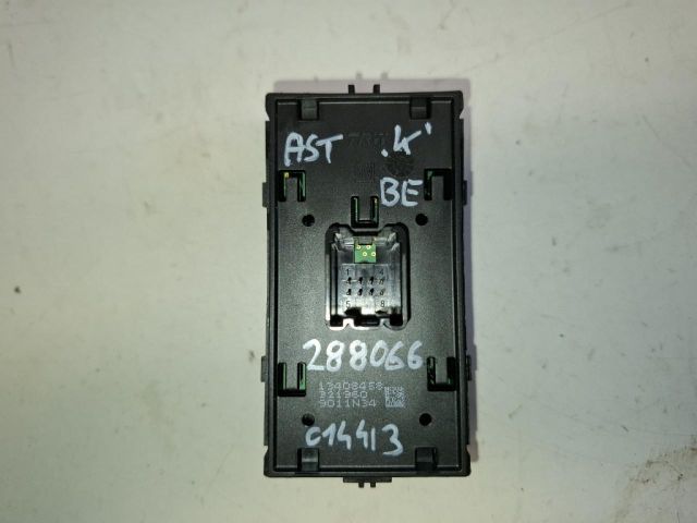 bontott OPEL ASTRA K Bal első Ablakemelő Kapcsoló