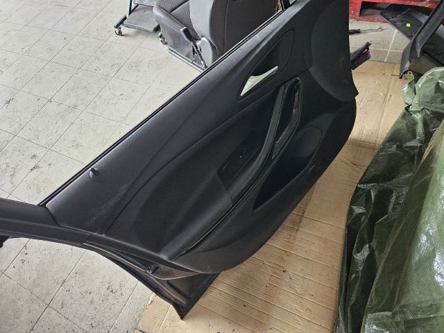 bontott OPEL ASTRA K Bal első Ajtó (Részeivel)