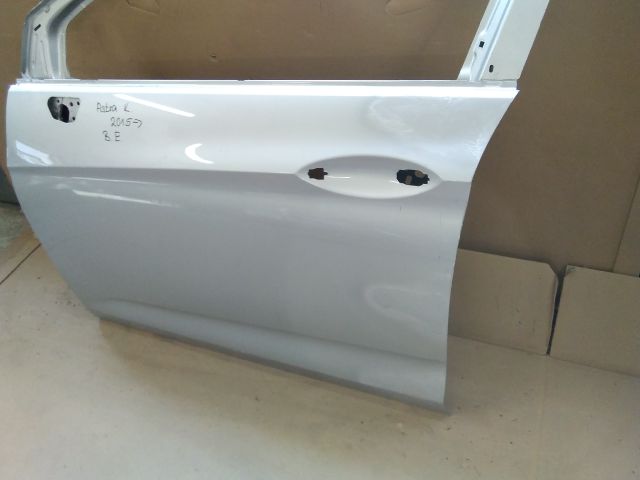 bontott OPEL ASTRA K Bal első Ajtó (Üres lemez)