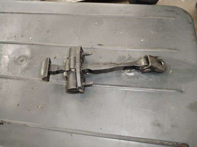 bontott OPEL ASTRA K Bal első Ajtóhatároló