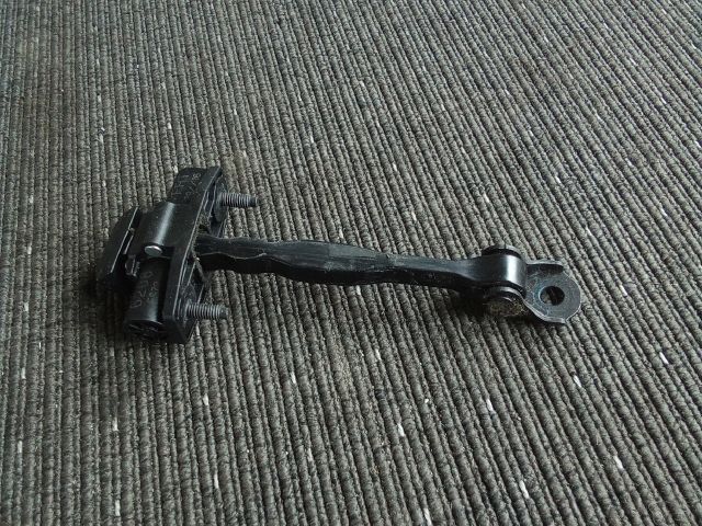 bontott OPEL ASTRA K Bal első Ajtóhatároló