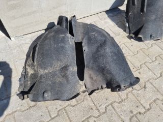 bontott OPEL ASTRA K Bal első Dobbetét (Kerékjárati, Műanyag)