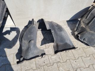 bontott OPEL ASTRA K Bal első Dobbetét (Kerékjárati, Műanyag)