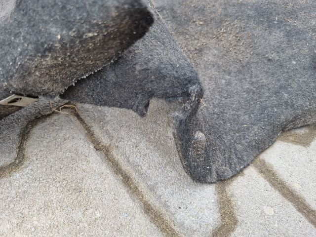 bontott OPEL ASTRA K Bal első Dobbetét (Kerékjárati, Műanyag)