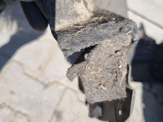 bontott OPEL ASTRA K Bal első Dobbetét (Kerékjárati, Műanyag)