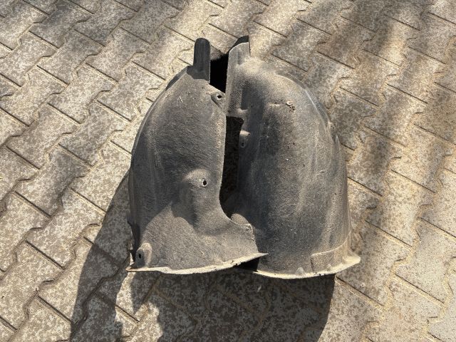 bontott OPEL ASTRA K Bal első Első Dobbetét (Kerékjárati, Műanyag)