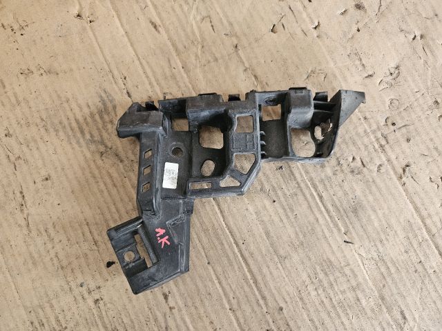 bontott OPEL ASTRA K Bal első Oldal Lökhárító Tartó (Műanyag)