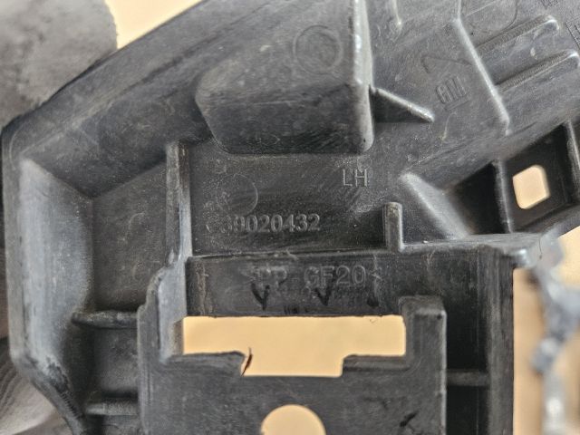 bontott OPEL ASTRA K Bal első Oldal Lökhárító Tartó (Műanyag)