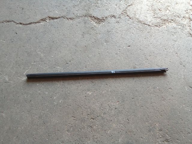 bontott OPEL ASTRA K Bal első Vízlehúzó Gumicsík