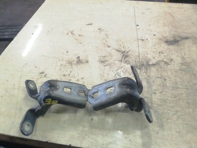 bontott OPEL ASTRA K Bal első Zsanér