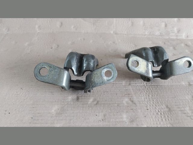 bontott OPEL ASTRA K Bal első Zsanér