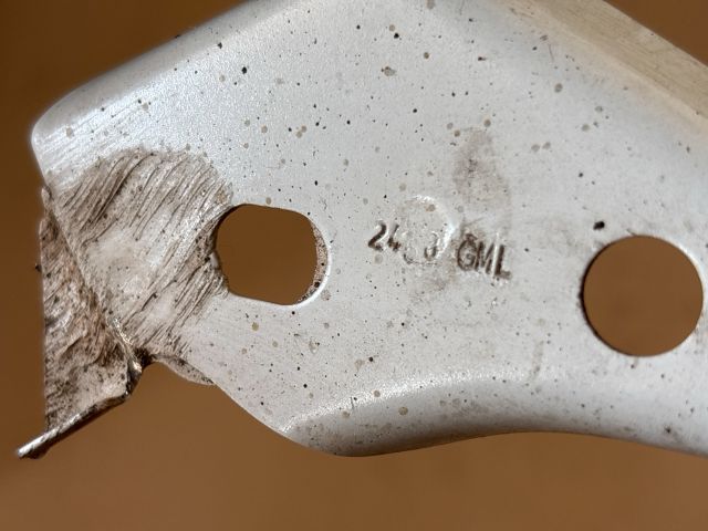 bontott OPEL ASTRA K Bal Fényszóró Tartó