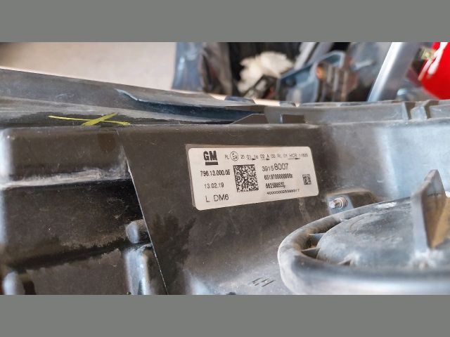 bontott OPEL ASTRA K Bal Fényszóró