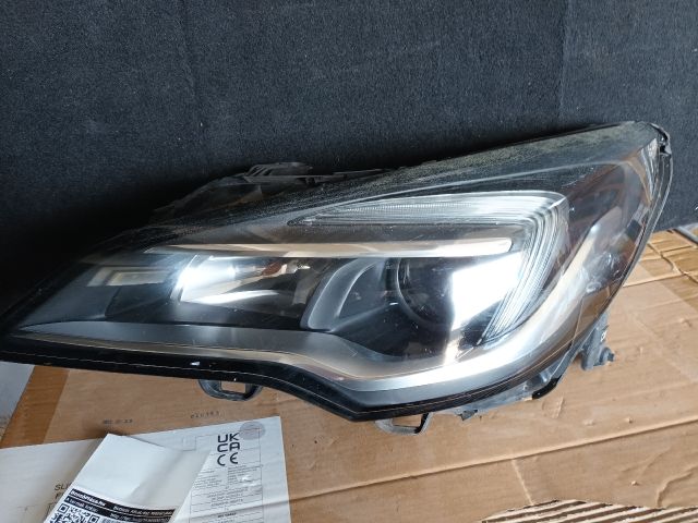 bontott OPEL ASTRA K Bal Fényszóró