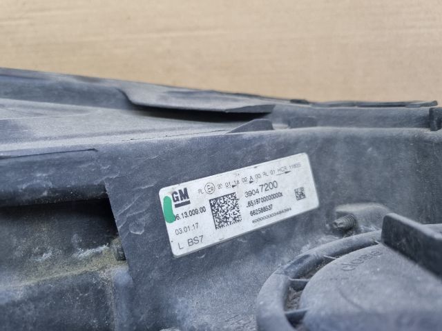 bontott OPEL ASTRA K Bal Fényszóró