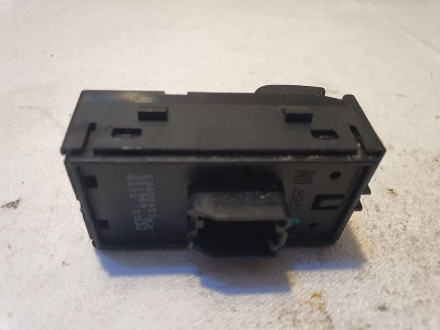 bontott OPEL ASTRA K Bal hátsó Ablakemelő Kapcsoló