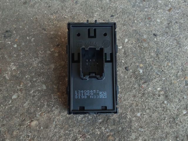 bontott OPEL ASTRA K Bal hátsó Ablakemelő Kapcsoló