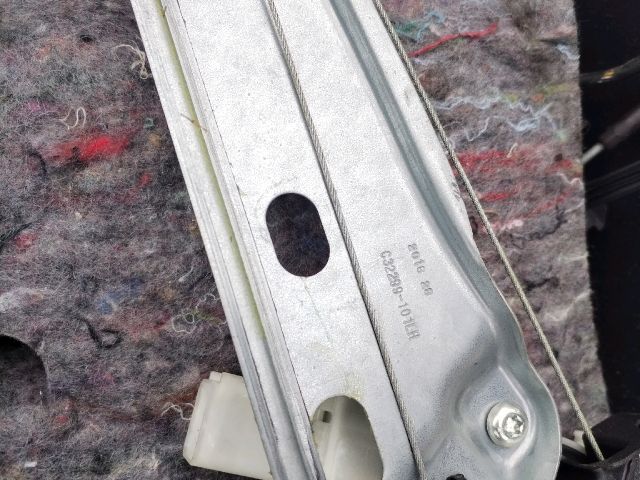 bontott OPEL ASTRA K Bal hátsó Ablakemelő Szerkezet (Elektromos)