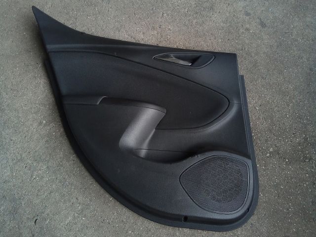 bontott OPEL ASTRA K Bal hátsó Ajtó Kárpit