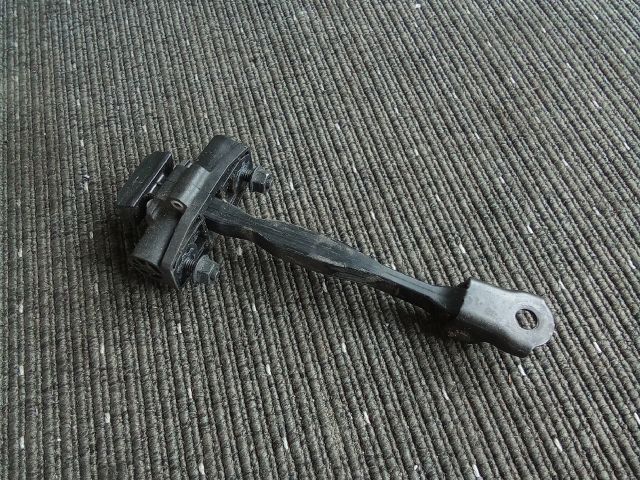 bontott OPEL ASTRA K Bal hátsó Ajtóhatároló