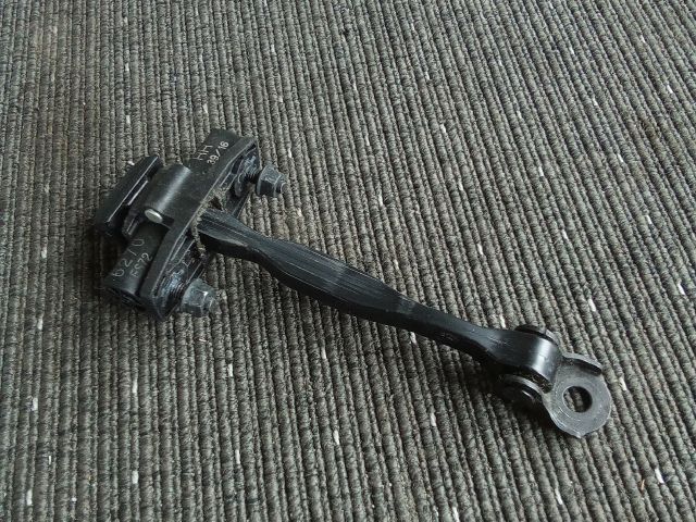 bontott OPEL ASTRA K Bal hátsó Ajtóhatároló