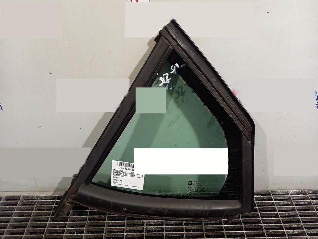 bontott OPEL ASTRA K Bal hátsó Fixüveg (Ajtóban)