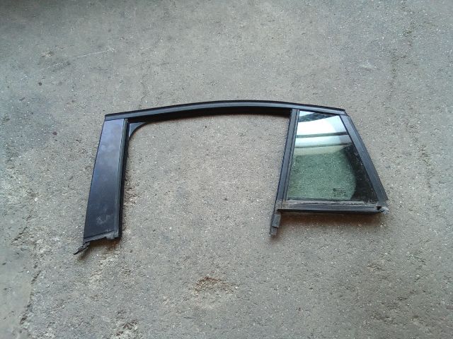 bontott OPEL ASTRA K Bal hátsó Fixüveg (Ajtóban)