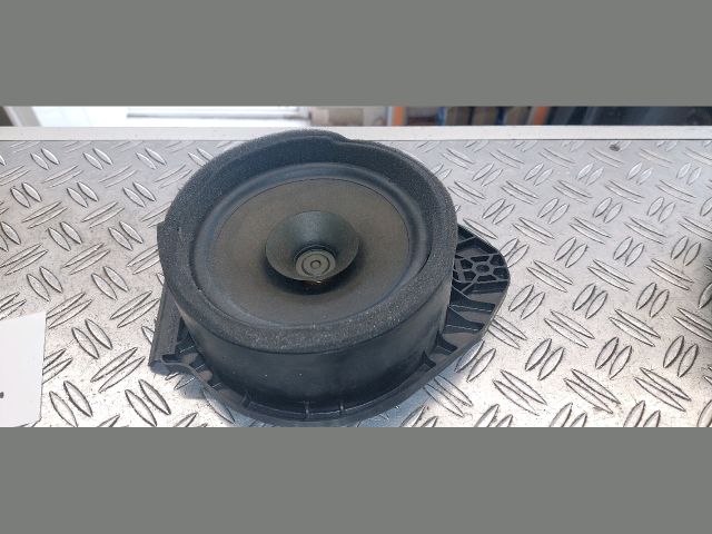 bontott OPEL ASTRA K Bal hátsó Hangszóró