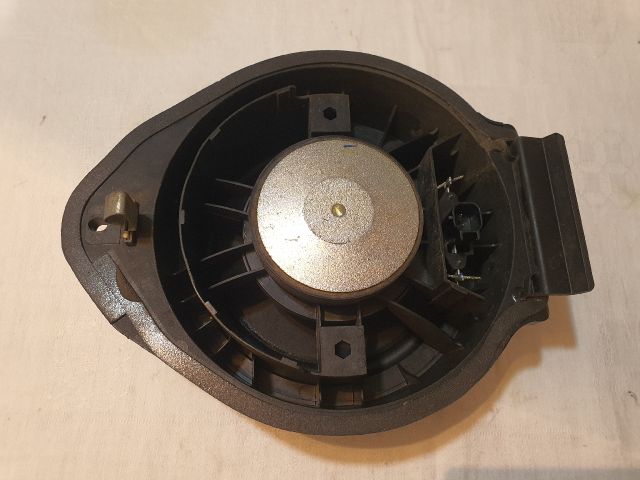 bontott OPEL ASTRA K Bal hátsó Hangszóró