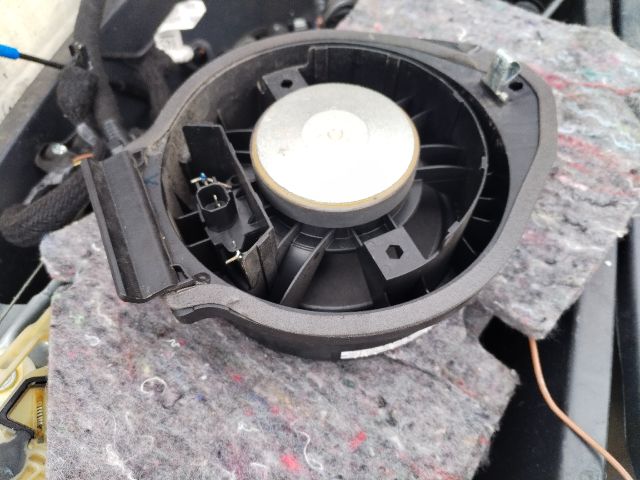 bontott OPEL ASTRA K Bal hátsó Hangszóró