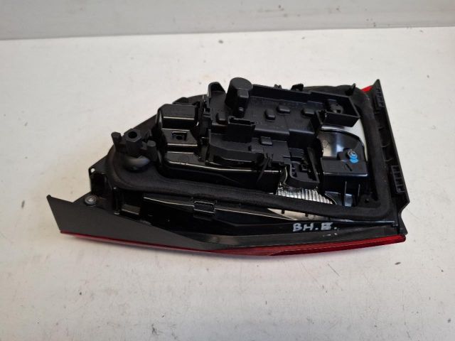 bontott OPEL ASTRA K Bal Hátsó Lámpa