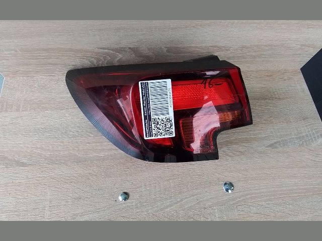 bontott OPEL ASTRA K Bal Hátsó Lámpa