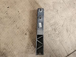 bontott OPEL ASTRA K Bal hátsó Lökhárító Tartó (Műanyag)