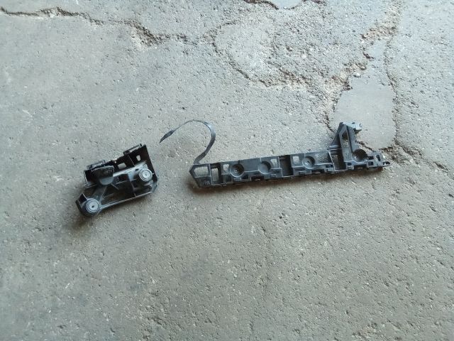 bontott OPEL ASTRA K Bal hátsó Oldal Lökhárító Tartó (Műanyag)