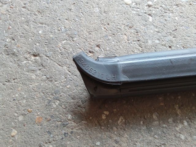 bontott OPEL ASTRA K Bal hátsó Vízlehúzó Gumicsík